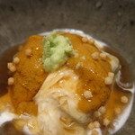 神保町 傳 - 枝豆豆腐、ウニと生湯葉とともに