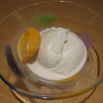 神保町 傳 - 杏仁豆腐