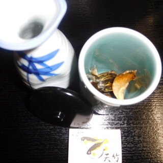 豊富な逸品料理とともに、こだわりの一杯をご堪能いただけます。