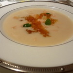 レストラン・リサキ - やっとありつけた冷製桃のスープ♪