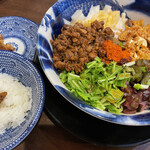 担担麺専門店 DAN DAN NOODLES. ENISHI - 料理写真: