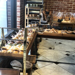 TINY BREAD & CAKE NATURA MARKET - 店内②