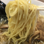 大三元 - 麺のリフト