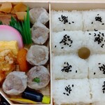 Kiyouken Takashima Yanihombashiten - シウマイ弁当 860円 ♪