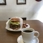 ベーカーバウンス - 『ゲットホットチリバーガー¥1600』