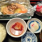 和食Dining　うお座 - ランチ 「銀鮭と野菜のホイル焼きとミニ刺身定食」