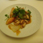 倶楽湾 - ズワイガニのナッツ炒め