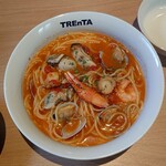 TREnTA - 牡蠣と魚介の贅沢トマトスープスパゲティ