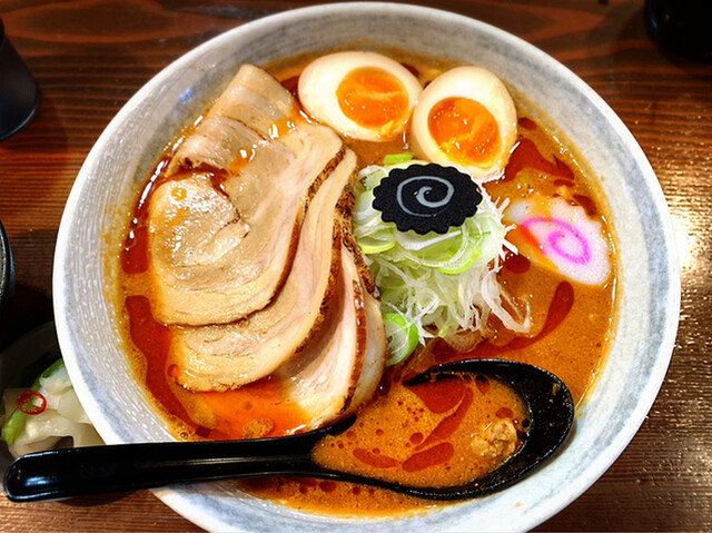 ラーメン ナルト 柏原店 勝川 jr ラーメン 食べログ
