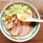 特麺コツ一丁ラーメン - ナチュラルウッドはインスタ撮りが映える！