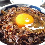 肉丼・玉子入り
