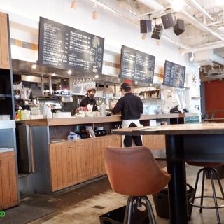 WIRED CAFE Dining Lounge_2