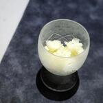 コミナセマコ - ・洋梨のグラニテ 皮も一緒にミキサーしてるので香り強し！つぶつぶ！