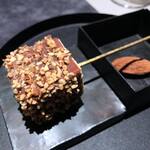 コミナセマコ - ・大人のブラックモンブラン 杏仁の香りのアイス