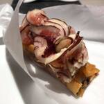 コミナセマコ - ・アーモンドの実のパイ アーモンドのはちみつ クローブ入り セミドライアーモンド いちじく