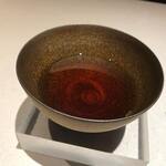 Kominasemako - ・ブラウンカルダモンと紅茶
