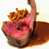 パトゥ - ・蝦夷鹿のロースト 3ヶ月の子鹿様。  秋満載！のジロール茸の付け合わせが嬉しいな！