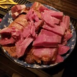 Da-Tsu Kafe Ando Ba- Kuru-Se - アイスバインのスモーク。一度食べたらやみつきになる程の美味しさ。