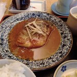 Shunsai Yushima Nanten - 鯖味噌煮