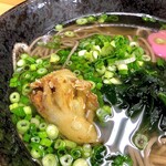 はなちゃんうどん  - まいたけ天は一つずつ入れながら食べます