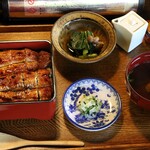 湯の岳庵 - うな重一尾、税別4,800円。
