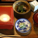 湯の岳庵 - うな重一尾、税別4,800円。