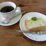 Shirakabe Kurabu - デザートとコーヒー