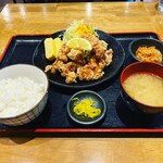梅田大衆酒場 H - 昆布〆唐揚定食