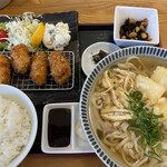 Washoku Funamoto - 牡蠣フライ定食、餅天トッピング、おうどん大盛りで1100円^ ^
