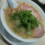 京都ラーメン 森井 - 豚骨醤油ラーメン