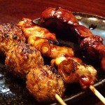 興 - つくね・レバ