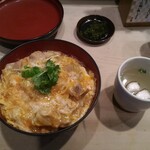 伊勢ろく - 親子丼（大盛）