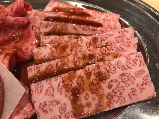 和牛 放題 の 殿堂 秋葉原 肉屋 横丁