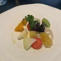 ラ・ボンヌターブル - 