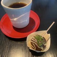 ラ・ボンヌターブル - 