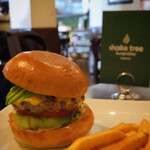 シェイクツリー バーガー＆バー - 