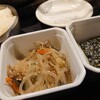 燦々亭 - ランチのご飯(100gぐらい？)、ミニチャプチェ、ミニ韓国海苔✨