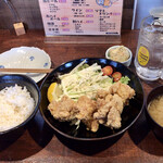 鶏焼 鳥タイム - 唐揚げ定食