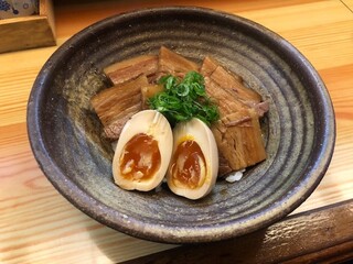 h Sumibiyaki Tori Wakiya - 豚の角煮丼