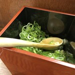 大福うどん  - ◆お葱は卓上に置くのではなく、うどん提供時に個別で出されます。