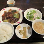 Seimei Sarou - 豚骨野菜煮込み定食