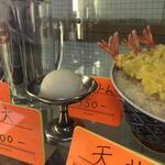 さか本そば店 - アイスクリーム、ユースクリーム、好きさ、お嬢さん♫、お嬢さん♫