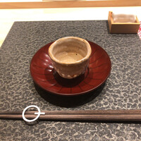 すし昇 - 梅紫蘇茶→マスカット茶からみかん茶となりこの日は梅紫蘇茶というお茶らしいお茶になって…