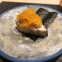 すし昇 - 三重 答志島 炙り鰆 自家製唐墨 海苔巻