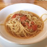 クッチーナ - フレッシュトマトとお魚のスパゲッティ