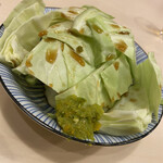 博多串焼 くしまろ - お通しのキャベツ(¥？)