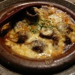 牛のど肉デミグラチーズ