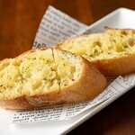 garlic toast