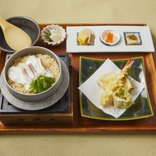 3 4月 平日ランチタイム限定 名物 炊き立て鯛めしと季節の天ぷら御膳 個室和食 梅田燈花 コシツワショクウメダトウカ 北新地 居酒屋 食べログ 3 4月 平日ランチタイム限定 名物 炊き立て鯛めしと季節の天ぷら御膳 個室和食 梅田燈花 コシツワショクウメダトウカ 北新地 居酒屋 食べログ