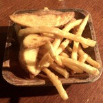 ALDEBARAN  - 「リアルバランバーガーセット」(2000円)のミニポテト